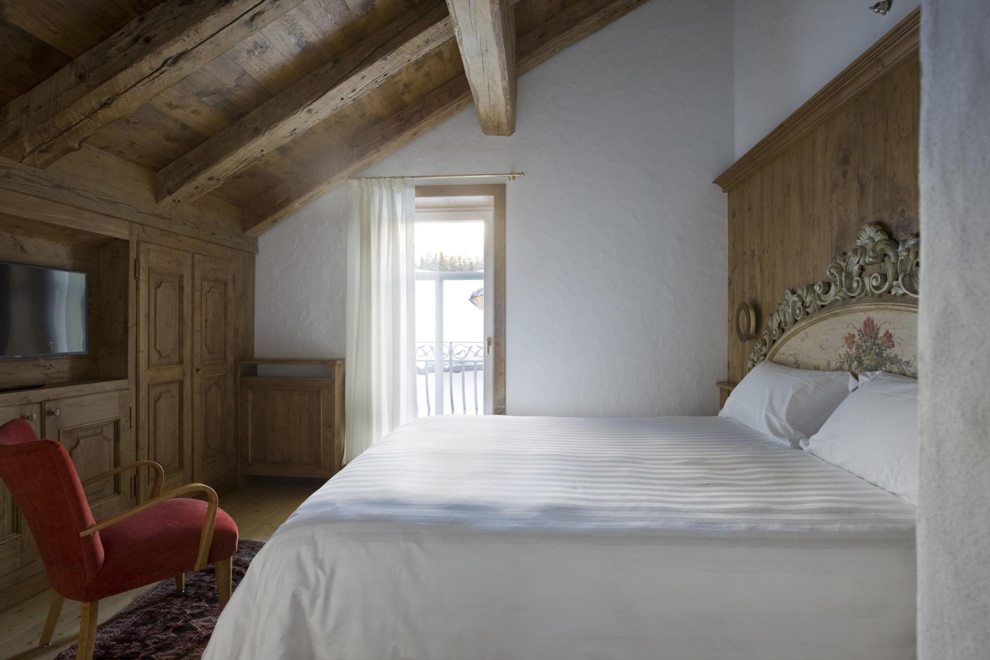 Hotel Cortina Cortina dʼAmpezzo Esterno foto
