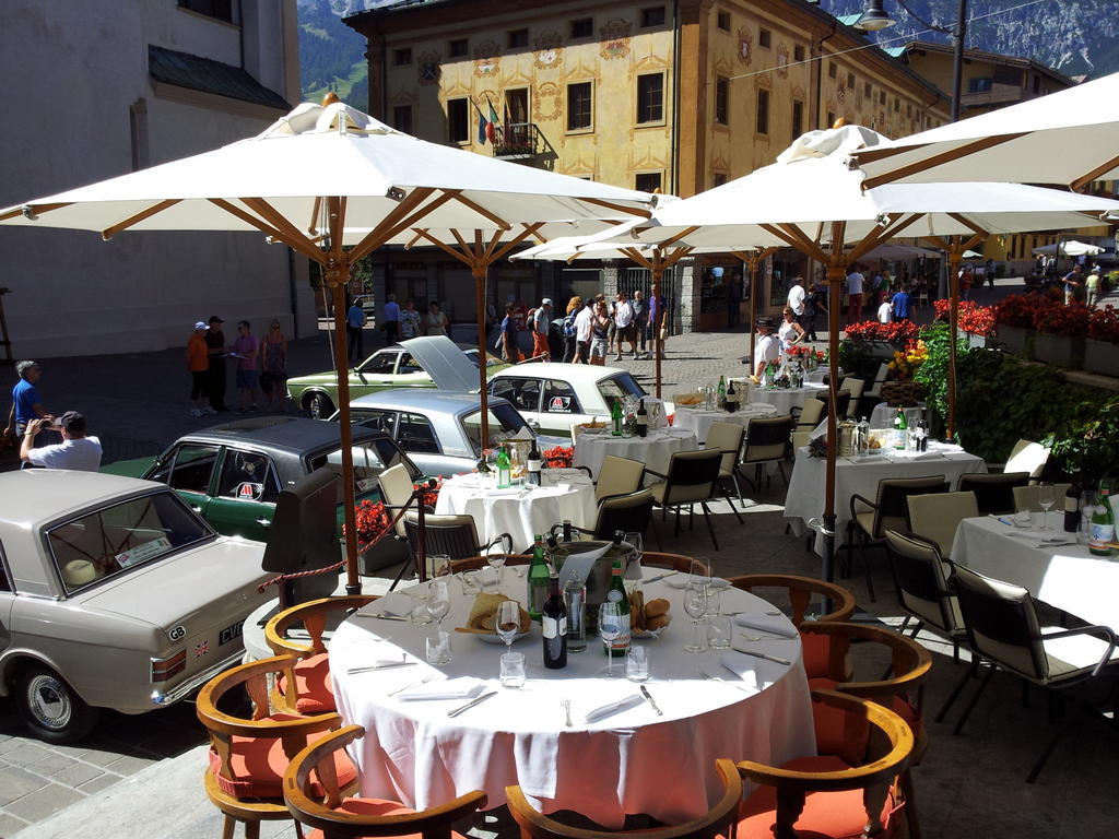 Hotel Cortina Cortina dʼAmpezzo Esterno foto