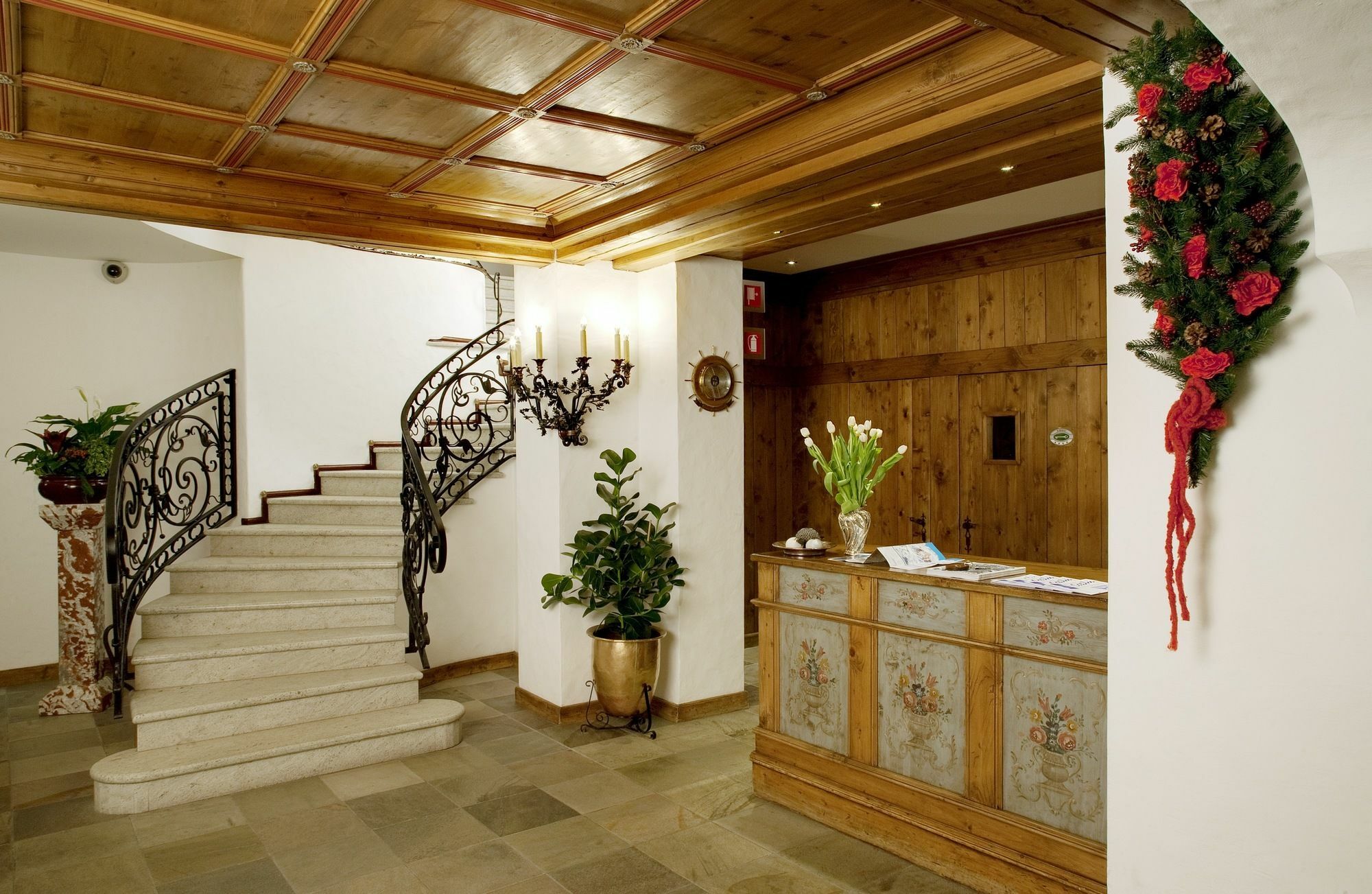 Hotel Cortina Cortina dʼAmpezzo Esterno foto